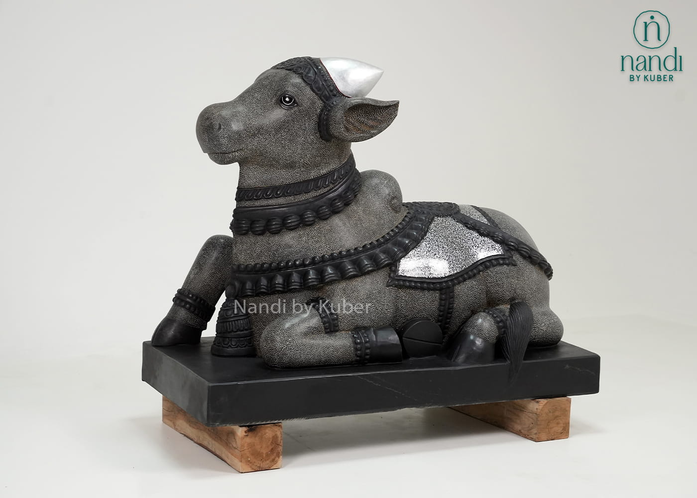 Black Marble Nandi Sitting