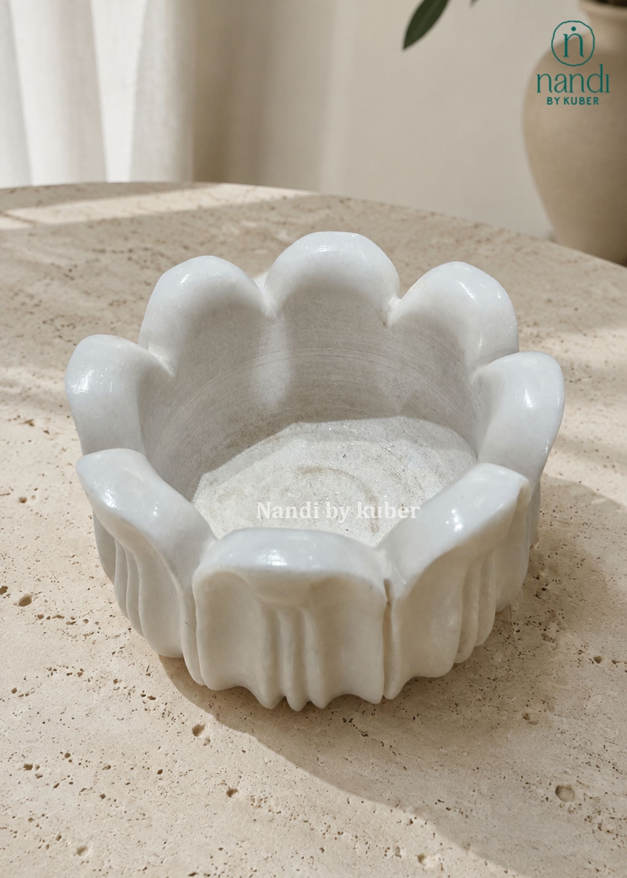 Marble Lotus Bowl - detail view
