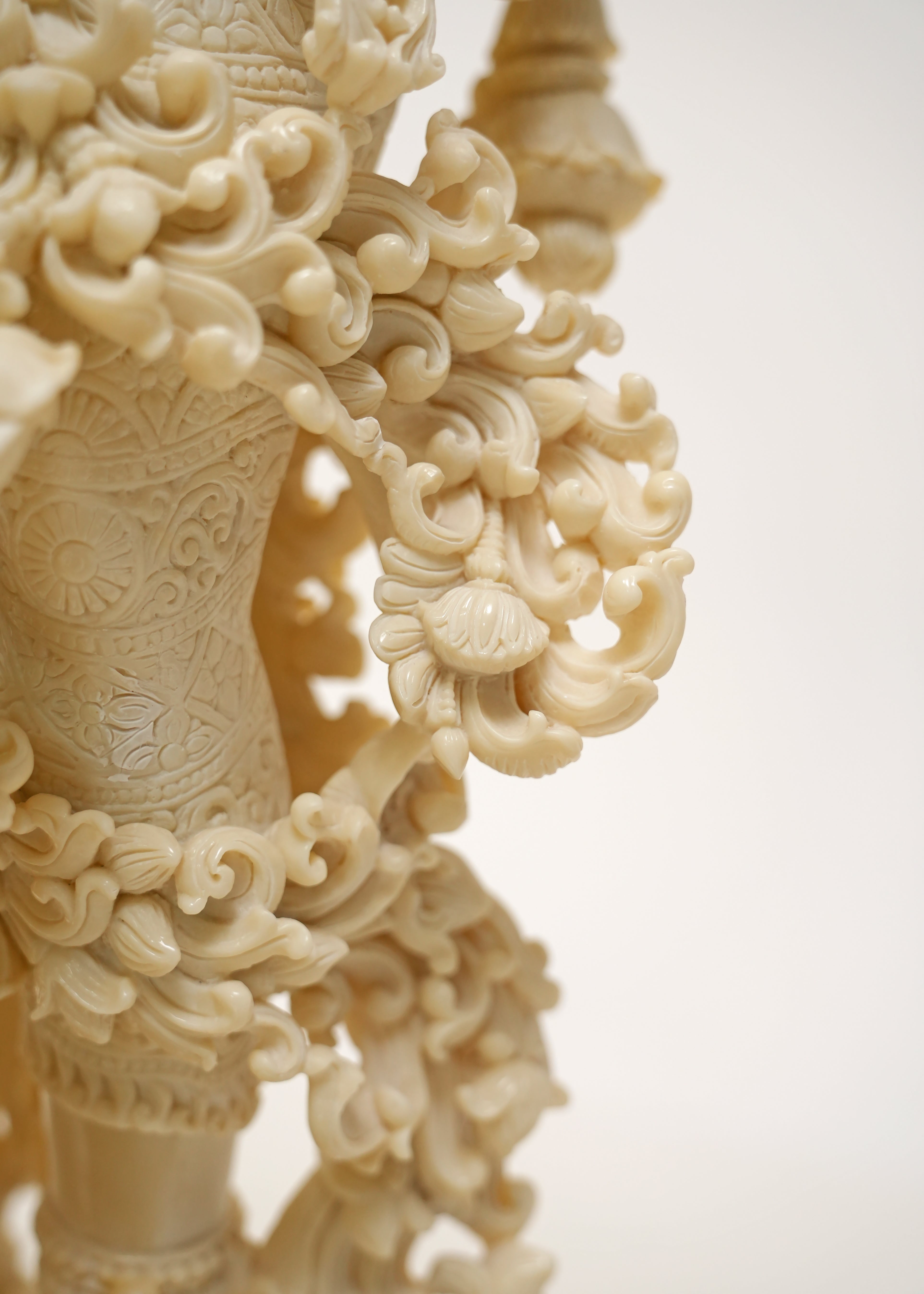 Marble Dust Radha Krishna With Base