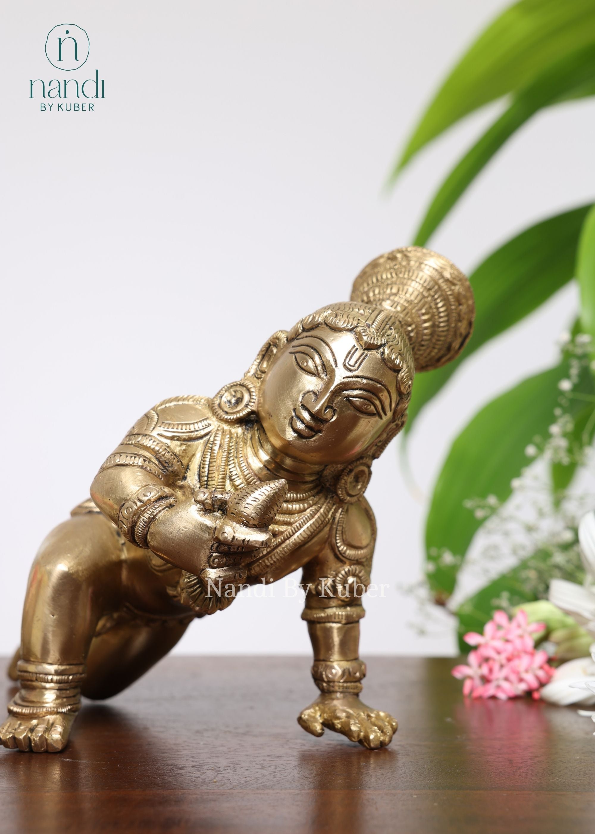 Brass Laddoo Gopal - detail view