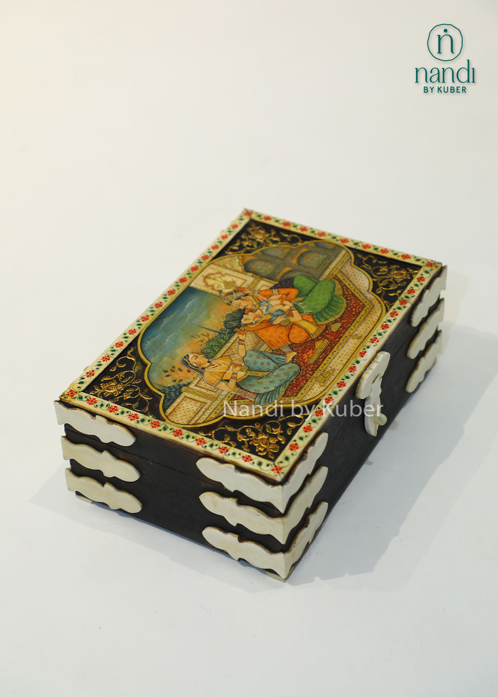 Decorative miniature painting jewelry box, handcrafted storage box with royal couple artwork for jewelry, trinkets, keepsakes, gifting, home décor, and traditional Indian craftsmanship.