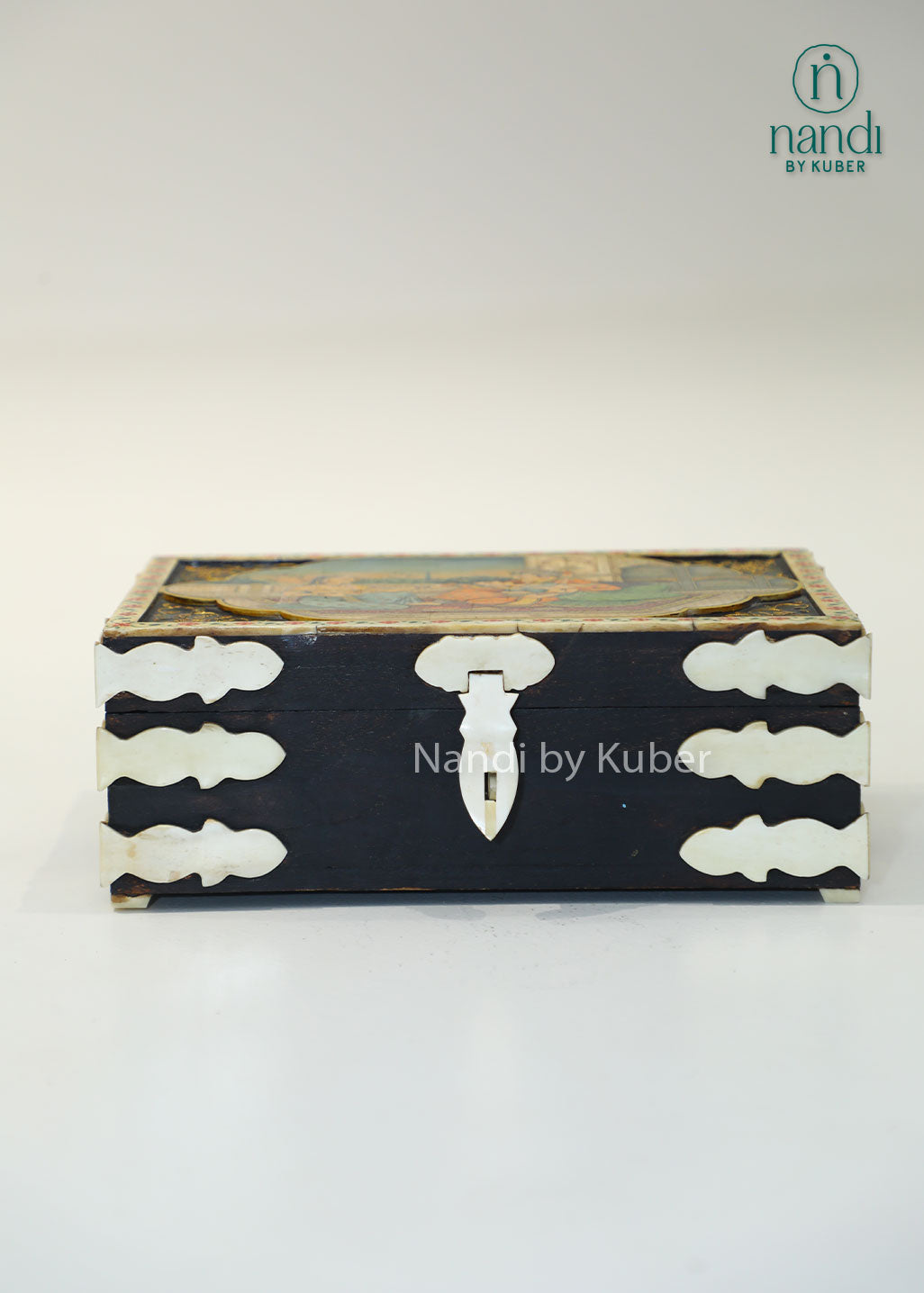 Decorative miniature painting jewelry box, handcrafted storage box with royal couple artwork for jewelry, trinkets, keepsakes, gifting, home décor, and traditional Indian craftsmanship.