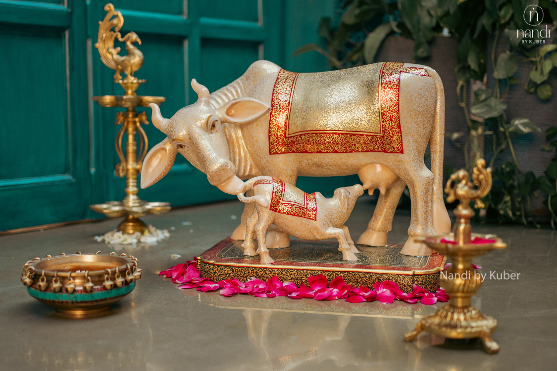 Marble cow and calf decorative statue