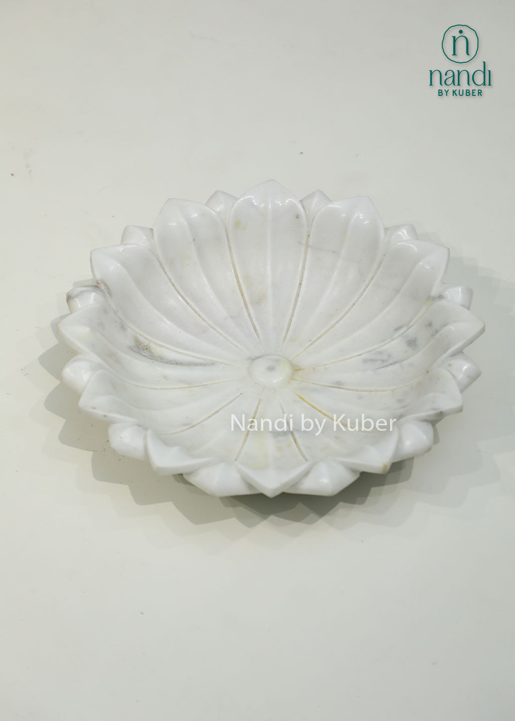 Marble Lotus Urli